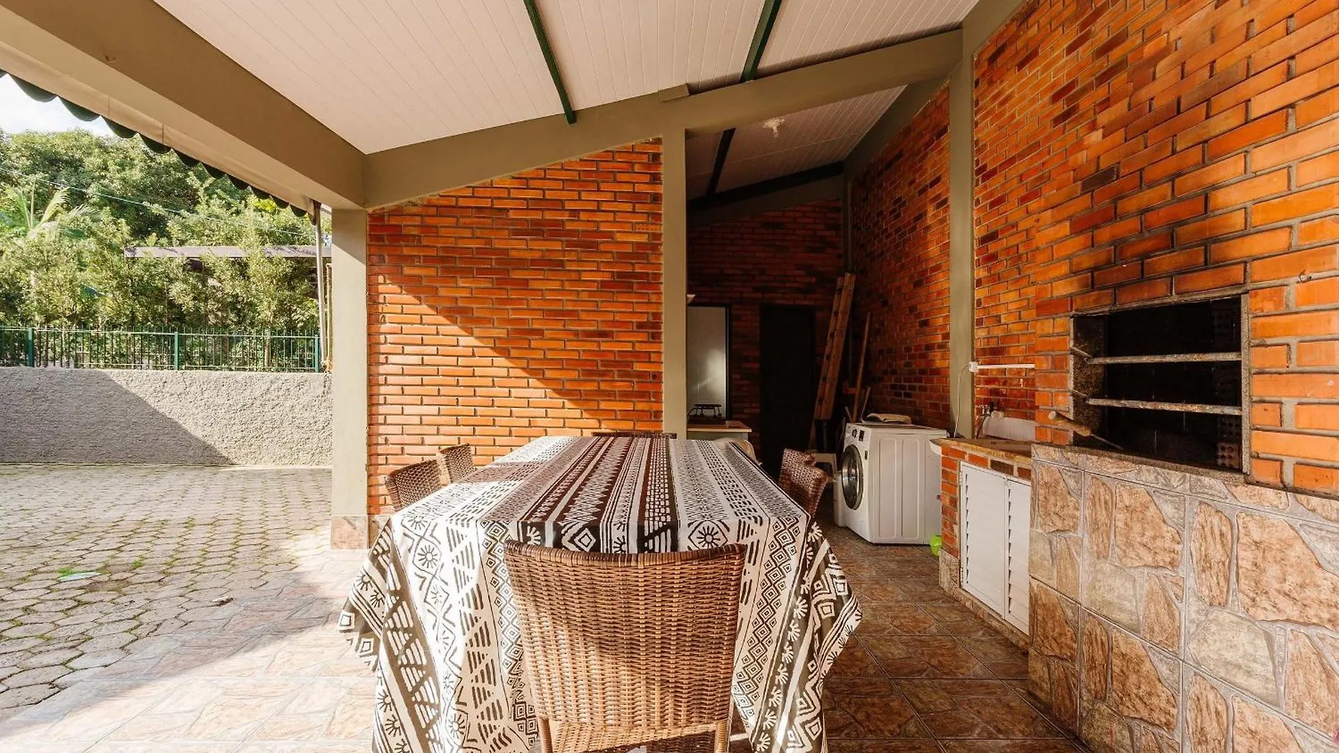 Sobrado Agradavel C/ Churrasq. 90M Do Mar Rdd657 Florianópolis 度假居